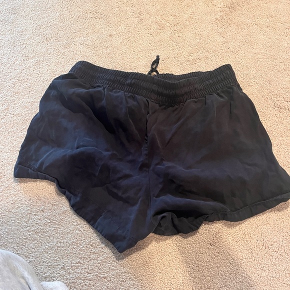 Wishlist Cargo Shorts - Picture 3 of 4